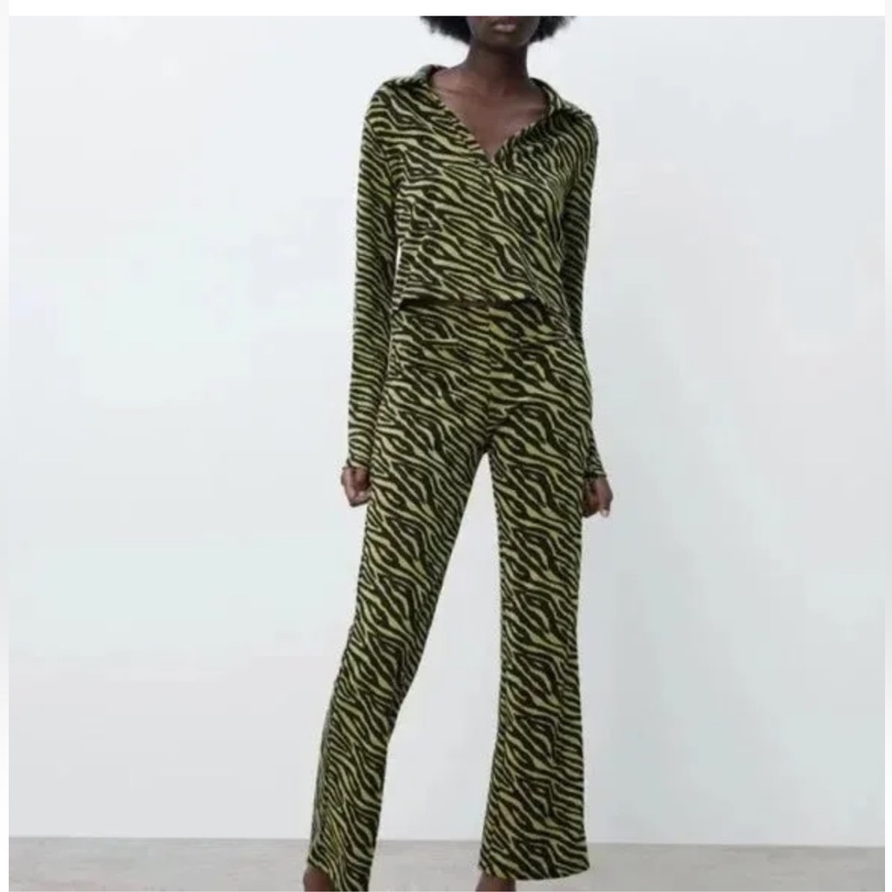 ZARA JACQUARD PRINT POLO & FLARE PANTS SET Sz M